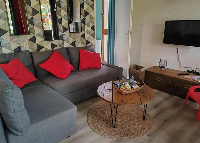 Entierement Renove - Vue Plaine De Jeux