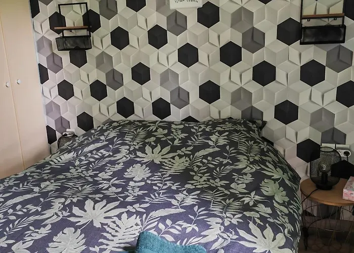 Entierement Renove - Vue Plaine De Jeux *