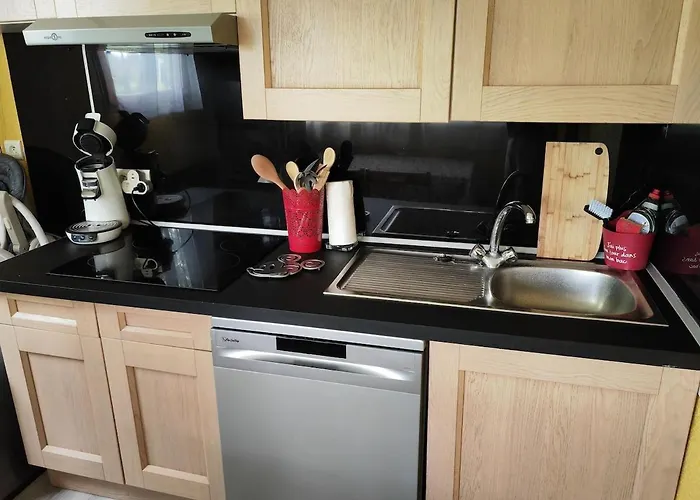 Entierement Renove - Vue Plaine De Jeux *